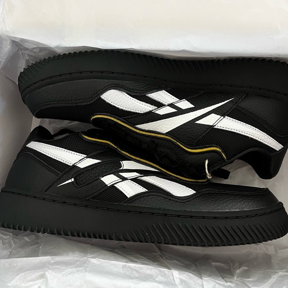 Reebok X Victoria Beckham Dual ll Pebbled Leather Sneakers 9 NIB - Picture 9 of 10